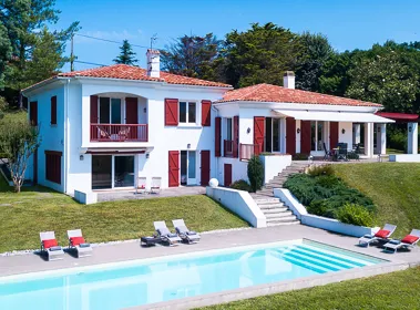 Petite Batzari Petite Batzari