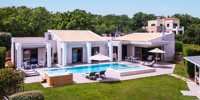 Red Oak Tree Villa