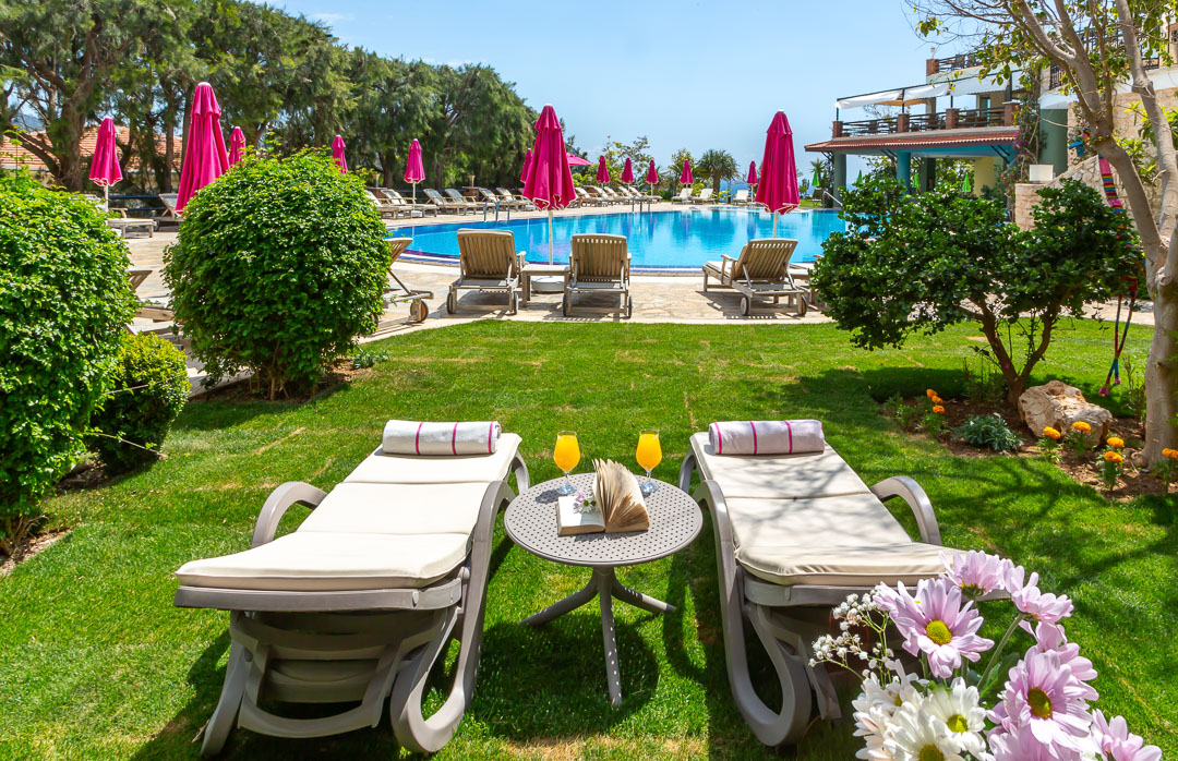 Superior Poolside rooms